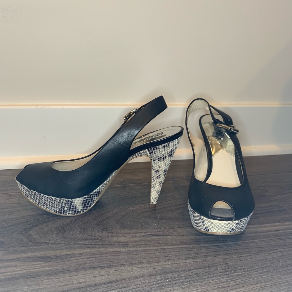 Michael Kors size 7.5 peep toe platform heel